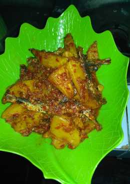 Sambel ikan asin kentang
