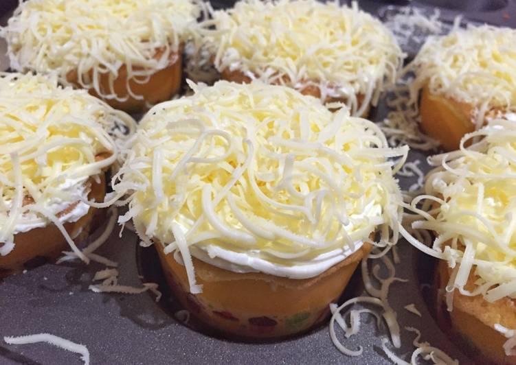 gambar untuk cara membuat Soft cheese cupcake