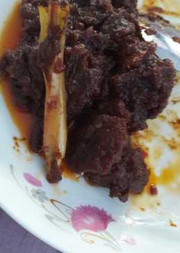 Rendang daging sapi