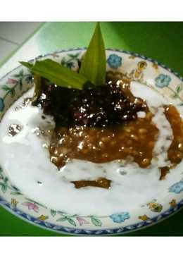 Bubur kacang hijau ketan hitam