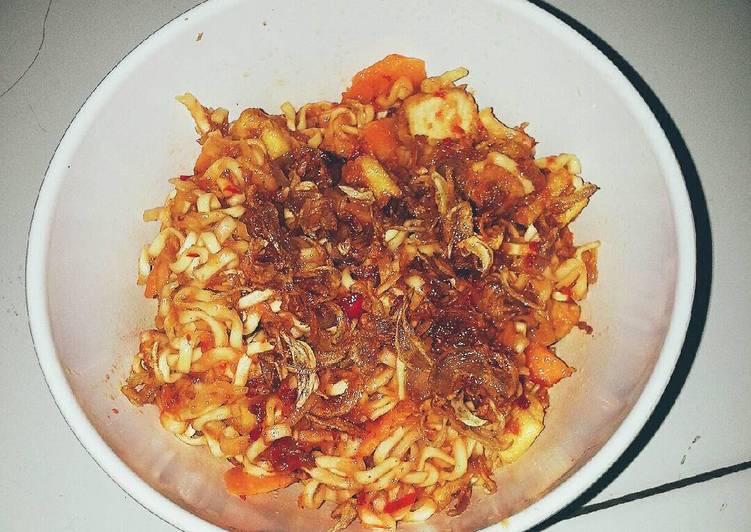 gambar untuk resep Mie goreng mercon