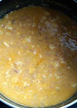 Sup daging saos tomat