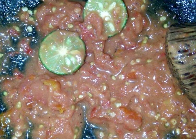 Resep Sambal Tempong a.k.a Sambal Tomat khas Banyuwangi -
DiannaFoodDiary