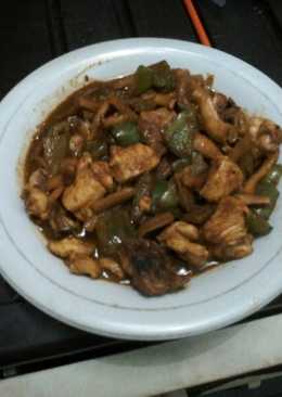 Tumis ayam jamur pedas (spicy chicken mushroom)