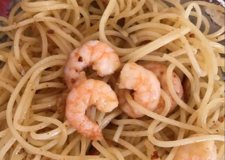resep lengkap untuk Spaghetti Aglio olio
