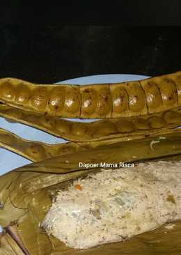 Pepes ikan + kelapa parut