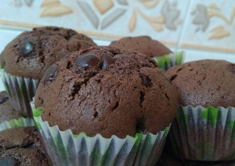 bahan dan cara membuat Muffin cake nyoklat