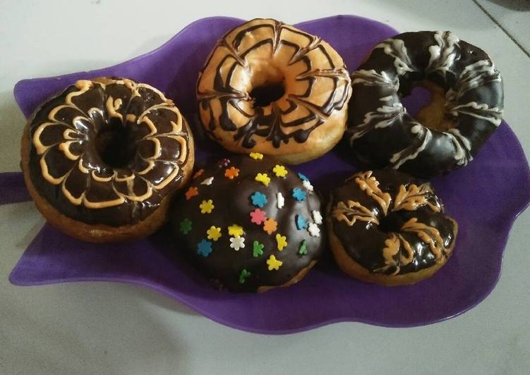 resep lengkap untuk Donat ekonomis