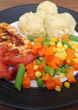 Grilled Chicken & Sausage BBQ with Mashed Potato