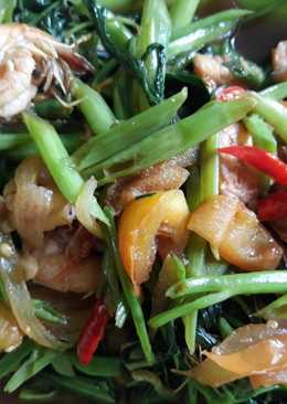 Tumis kangkung udang