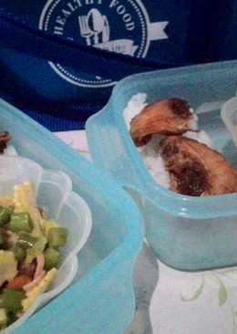 Bekel of the day (ikan pari goreng + sayur tumis kering)