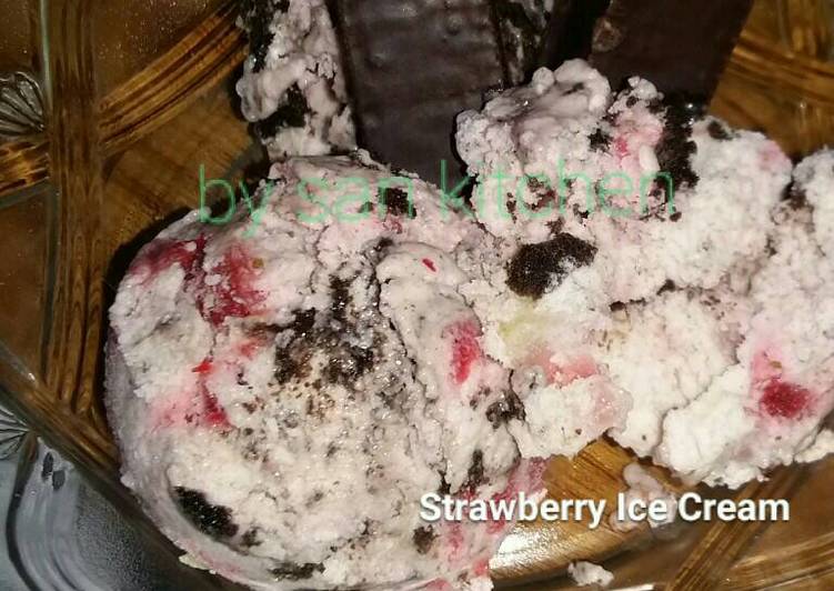 Resep Strawberry Ice Cream Kiriman dari San Kitchen