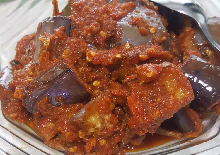 cara membuat Balado terong dan teri