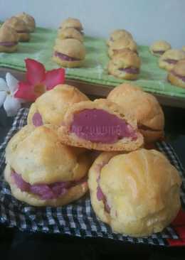 Kue soes, vla ubi ungu