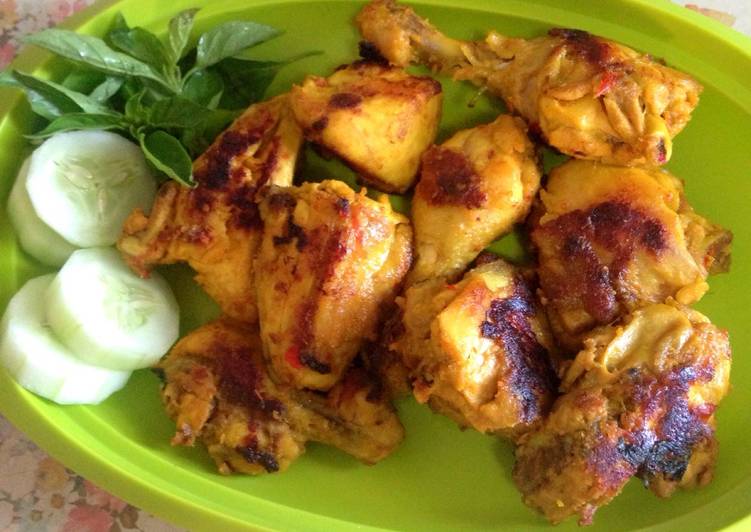 Resep Ayam Bakar Bumbu Rujak oleh Devi Nurmayanti  Cookpad