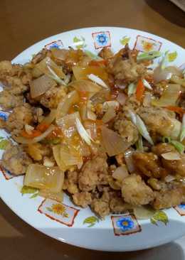 Ayam goreng kuluyuk saus asam manis puedas