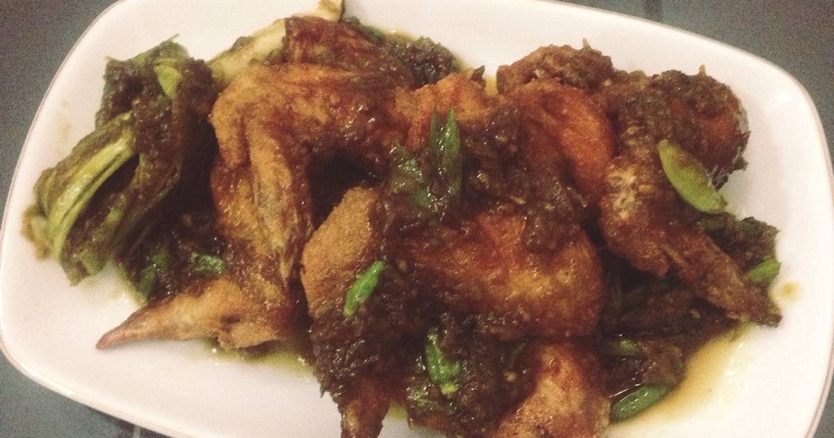  Resep Ayam crispy sambal hijau gelap oleh Ellen Nerlia 