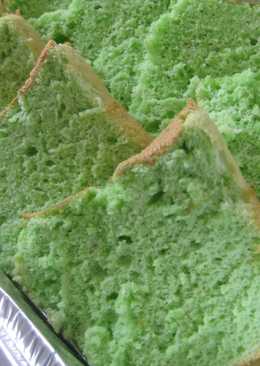 Pandan Chiffon Cake (Bolu Pandan) Lembut Minim Santan + Tips Membuatnya