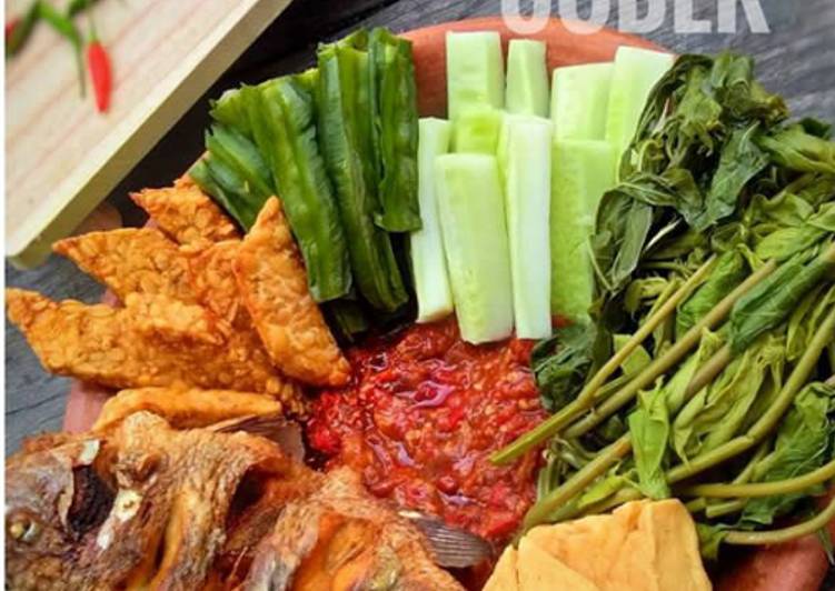 resep makanan Lalapan Sambal Cobek (limau kuit Banjar)