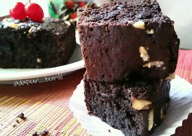 resep lengkap untuk Brownies Tepung Singkong (Brownies Mocaf)