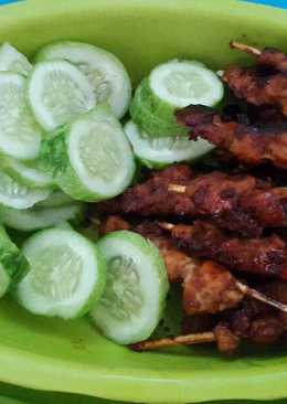 Sate ayam saus kacang