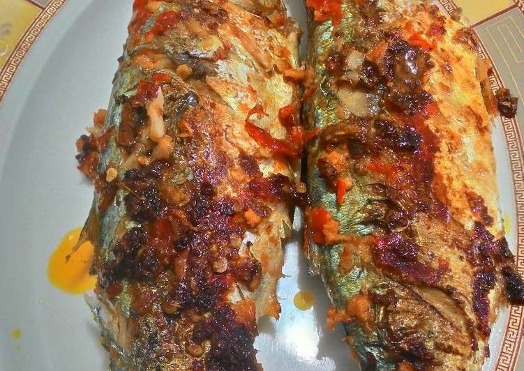 Resep ikan kembung bakar oleh Melly Mokoginta - Cookpad