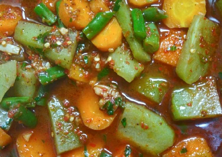 resep lengkap untuk Cah Sayur Bumbu Kari Pedas