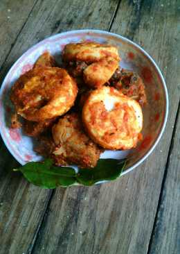 Ayam dan Telur Bumbu Merah (Menu Daur Ulang)
