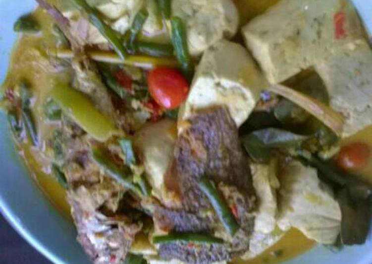 resep makanan Ikan lidah campur kembung masak bumbu kuning pakai tahu