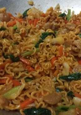 Mie goreng sayuran ala anak kosan