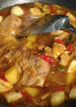 Semur Ayam Puyuh Tahu Pedas