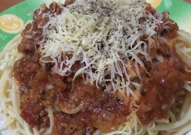 gambar untuk cara membuat Spaghetti Bolognese (Homemade Sauce)