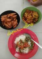 Udang goreng crispy, dadar jagung, sayur asem, sambal tubruk