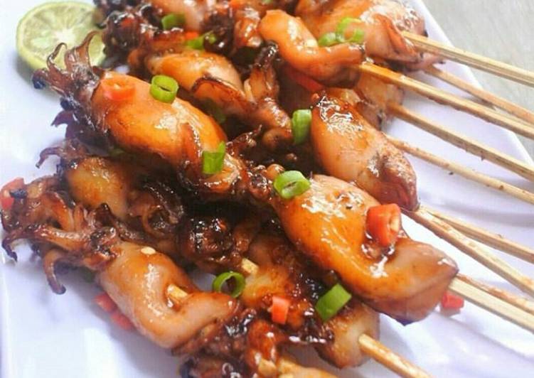 gambar untuk cara membuat Sate cumi barbeque