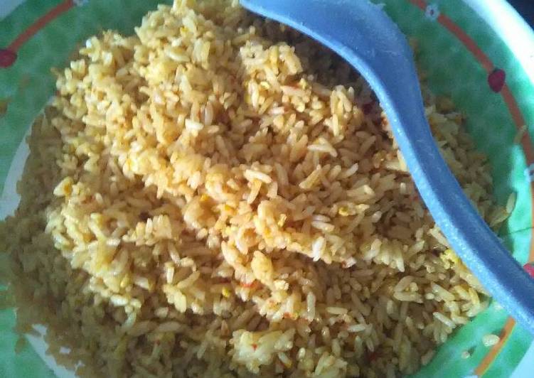 resep lengkap untuk Nasi Goreng Merah Sederhana