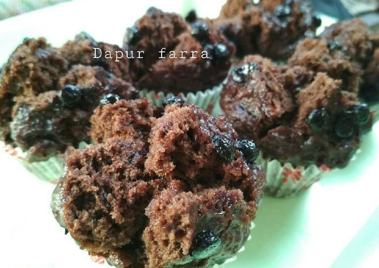 gambar untuk cara membuat Bolu kukus coklat (no telur, no mixer) simpel banget