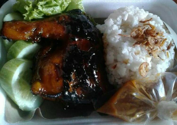  Resep  Ayam  bakar madu  oleh Cindi Adelia Cookpad