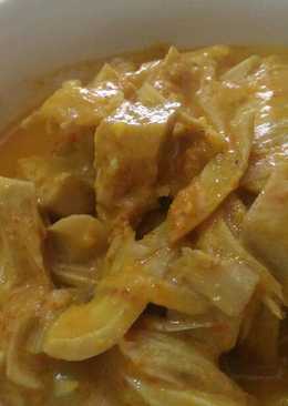 Gulai Ayam Cebodak (nangka muda)