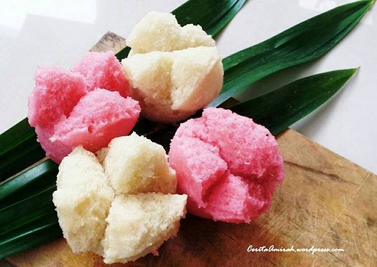 bahan dan cara membuat Resep Kue Mangkok Tape Lembut dan Mekar