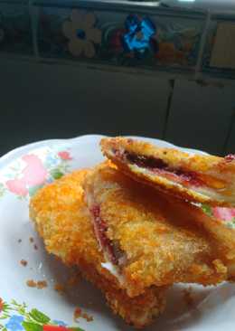 Roti Goreng Coklat strawberry