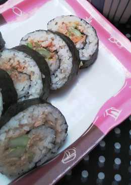 Easy sushi roll (tuna+sayuran)