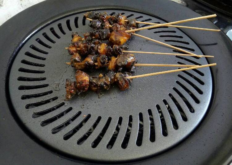 bahan dan cara membuat Sate keong sawah,masak pedas manis