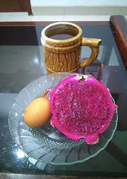 Buah naga and telor rebus#Sarapan(diet bersama sayaðŸ˜‰#2)