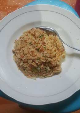 Nasi goreng rempah + kornet