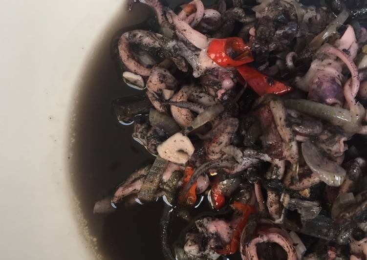 gambar untuk resep makanan Cumi Tinta Hitam Simple