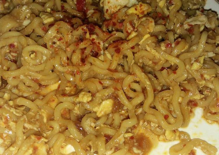 resep Indomie goreng pedas simple ala anak kost