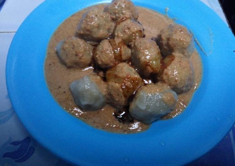 bahan dan cara membuat Cilok teri sambal kacang