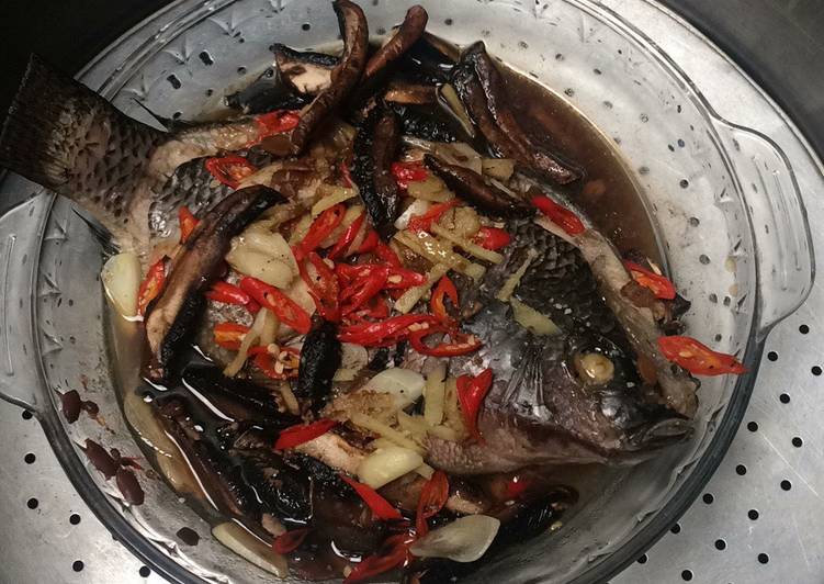 resep masakan Tim Ikan Mujair Jamur