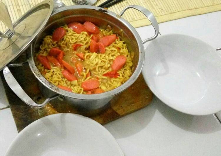 Resep Mie curry ramen simpel - khalimatussa diyah