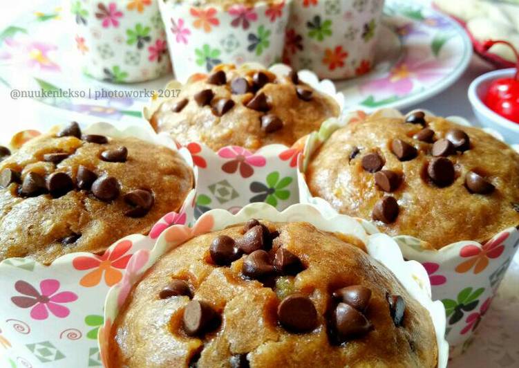 cara membuat Banana Chocochips Muffin